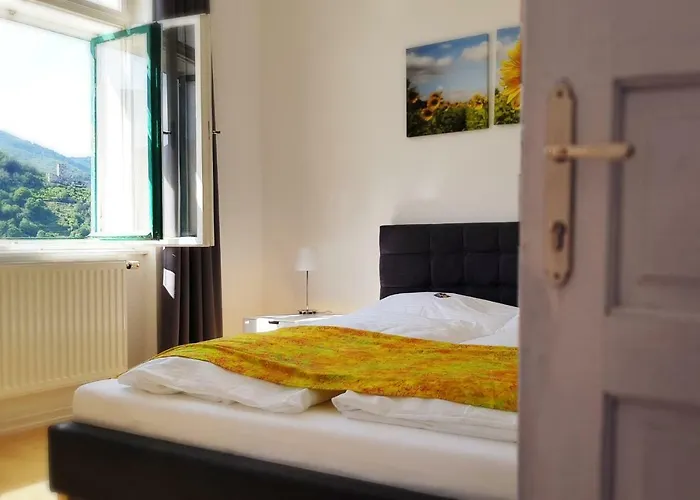 Gastehaus Zur Roten Wand Oberarnsdorf